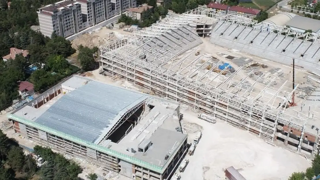 'Elazığ´da 2 bin 600 kişilik spor salonu yükseliyor'