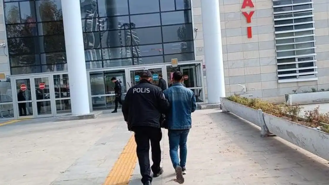 'Elazığ´da 21 yıl kesinleşmiş hapis cezası bulunan şahıs yakalandı'