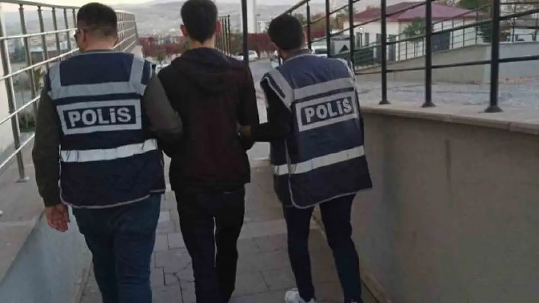 'Elazığ´da 30 yıl kesinleşmiş hapis cezası bulunan şahıs yakalandı'