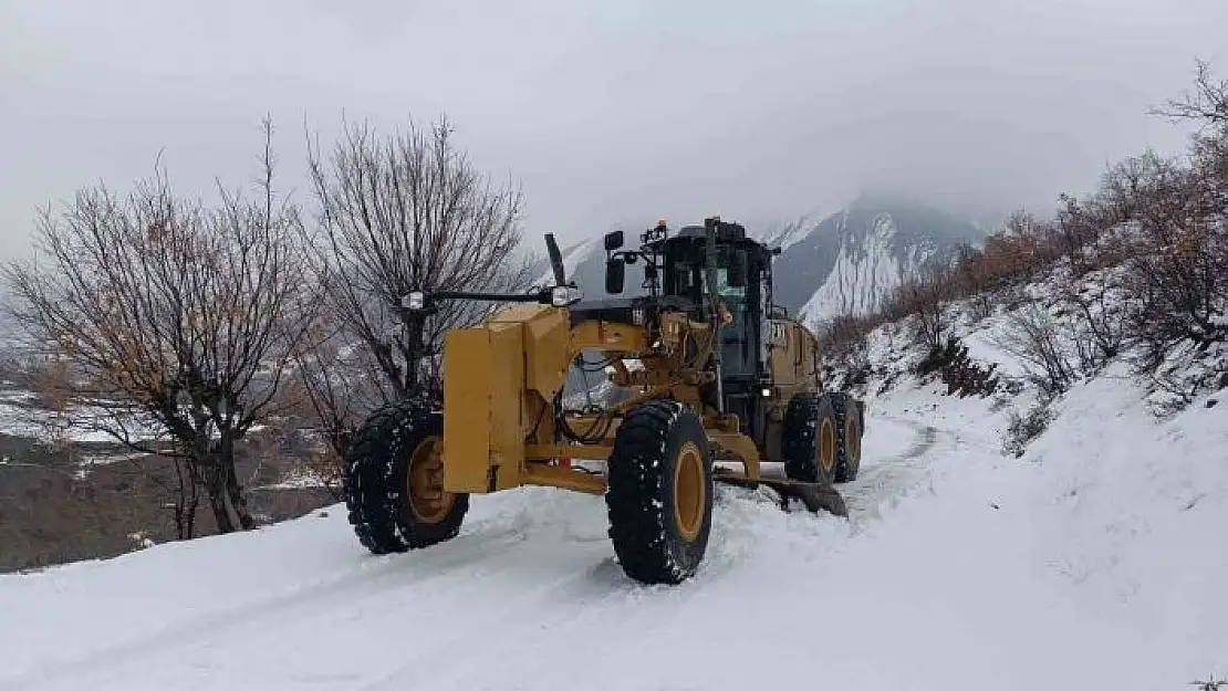 'Elazığ´da 84 köy yolu ulaşıma kapandı'