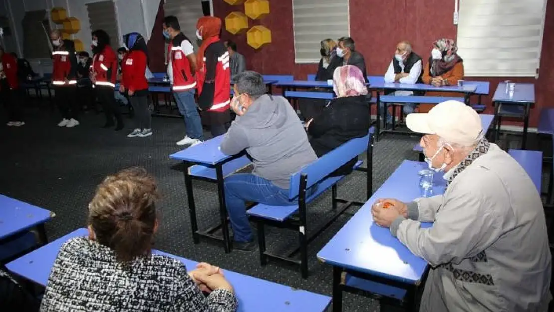 'Elazığ´da ´Aile Destek Programı´ eğitimleri başladı'