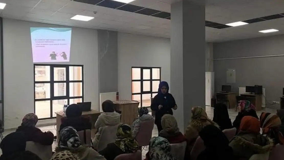 'Elazığ´da ´ailede çocukla iletişim´ semineri düzenlendi'