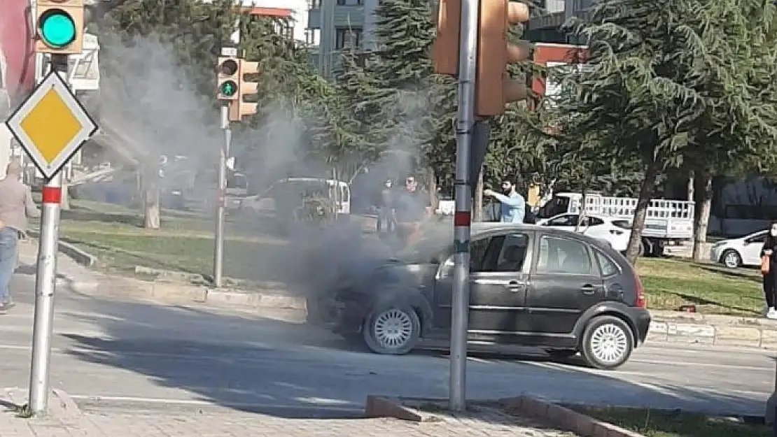 'Elazığ´da araç yangını'