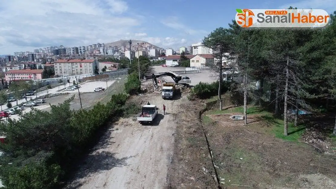 Elazığ'da bulvar ve yol çalışmaları
