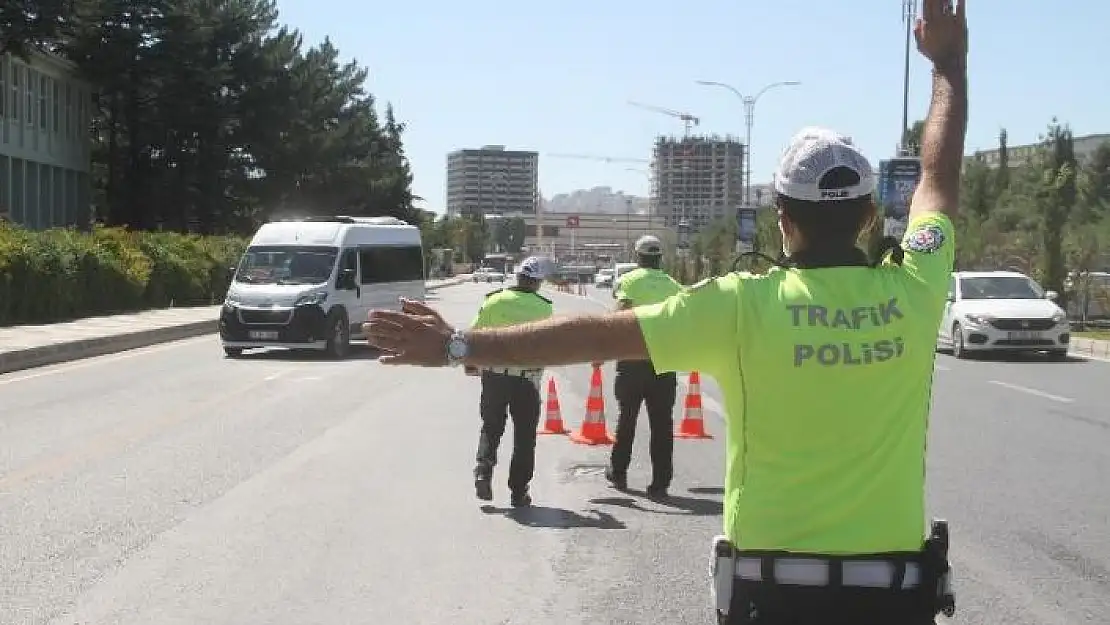 'Elazığ´da Covid-19 denetimleri  aralıksız sürüyor'