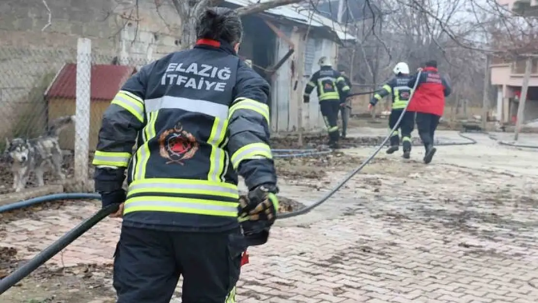 'Elazığ´da depo yangını'