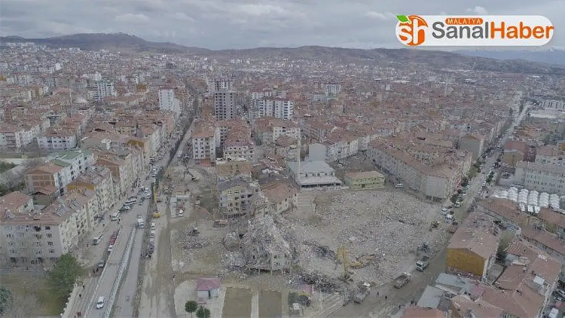 Elazığ'da deprem 24 bin yapıya hasar verdi
