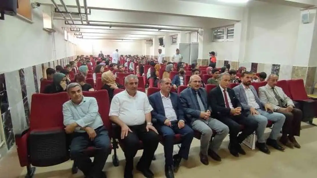 'Elazığ´da erteleme, üşenme, vazgeçme konulu konferans verildi'