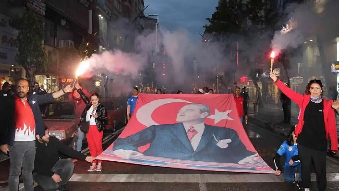 'Elazığ´da fener alayı yürüyüşü düzenlendi'