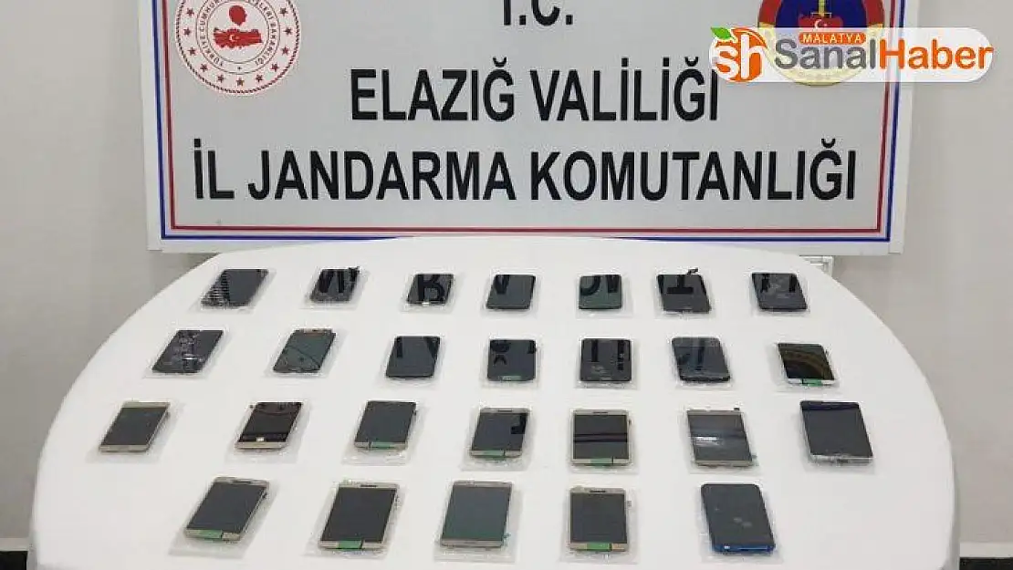 Elazığ'da gümrük kaçağı telefonlar ele geçirildi