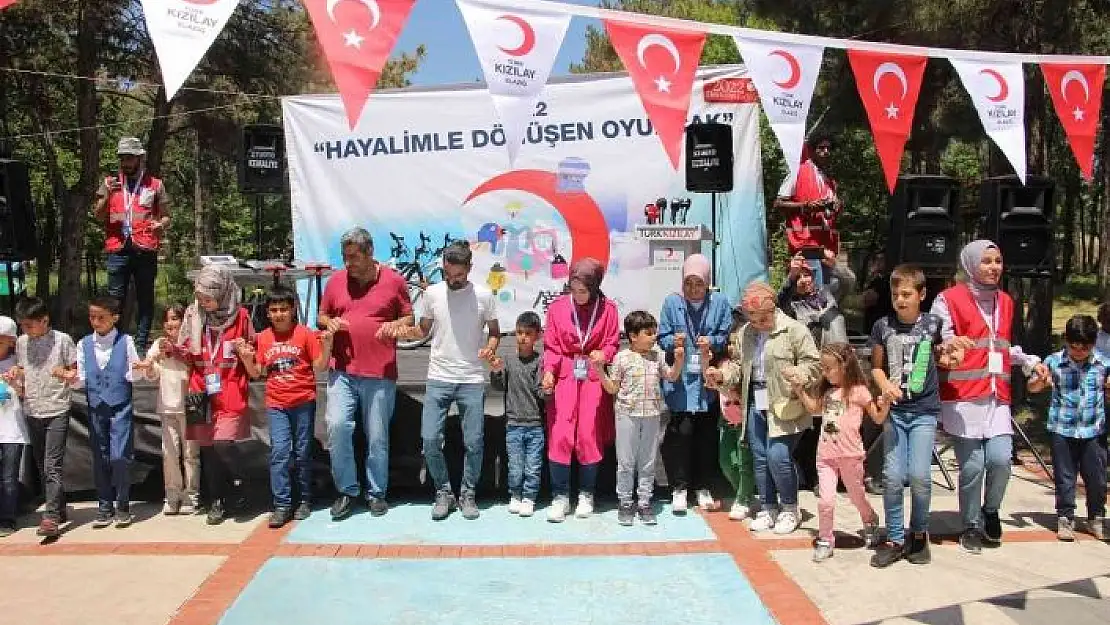 'Elazığ´da ´Hayalimle Dönüşen Oyuncak Projesi´nde dereceye girenler ödüllendirildi'