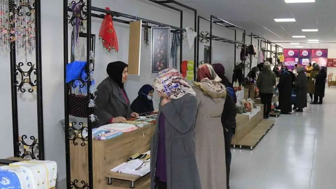 'Elazığ´da `Hayme Ana Kadınlar Semt Pazarı´ hizmete girdi'