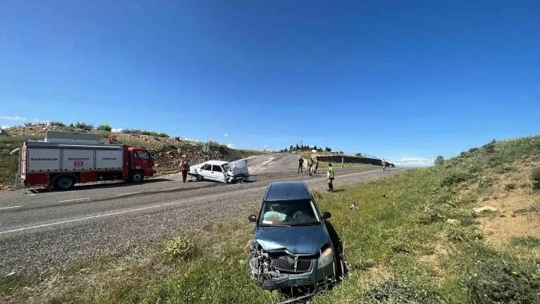 'Elazığ´da iki ayrı trafik kazası: 9 yaralı'