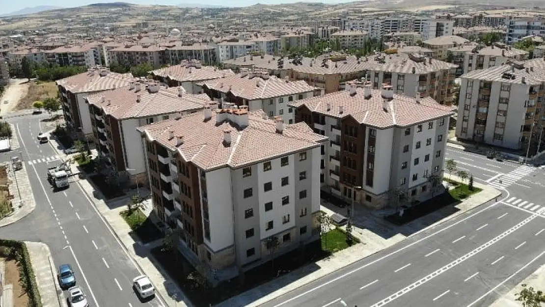 'Elazığ´da ilk deprem konutları tamamlandı, 7 ayda yeni bir Dilek Sitesi dikildi'