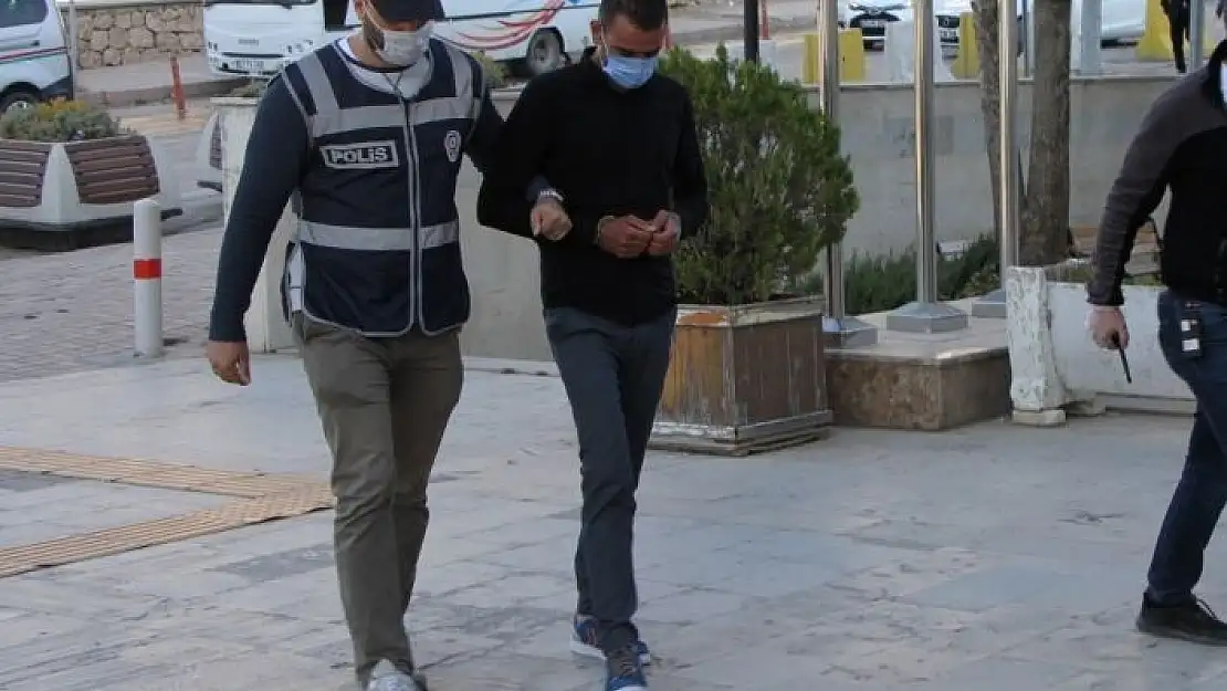 'Elazığ´da işçilerin para ve telefonlarını çalan şüpheli tutuklandı'