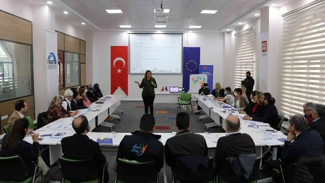 'Elazığ´da ''İşin Var, Gücün Var'' çalıştayı düzenlendi'