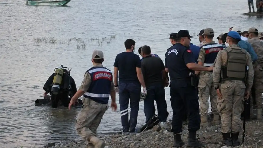 'Elazığ´da kahreden haber: Suda kaybolan 2´nci arkadaşın da cansız bedenine ulaşıldı'