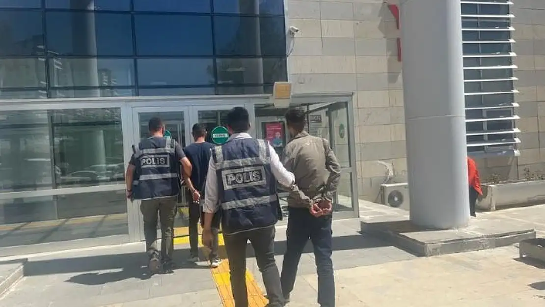 'Elazığ´da kesinleşmiş hapis cezası bulunan 2 zanlı yakalandı'