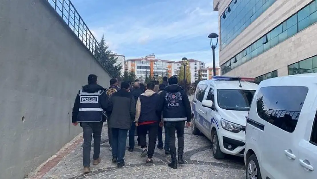 'Elazığ´da kesinleşmiş hapis cezası olan 7 zanlı tutuklandı'