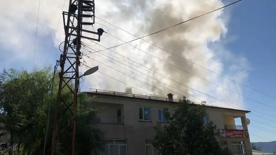 'Elazığ´da korkutan yangın'