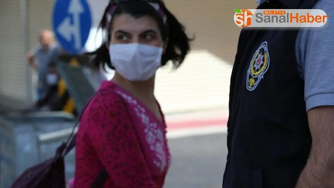 Elazığ'da maske takmayana 800 TL ceza