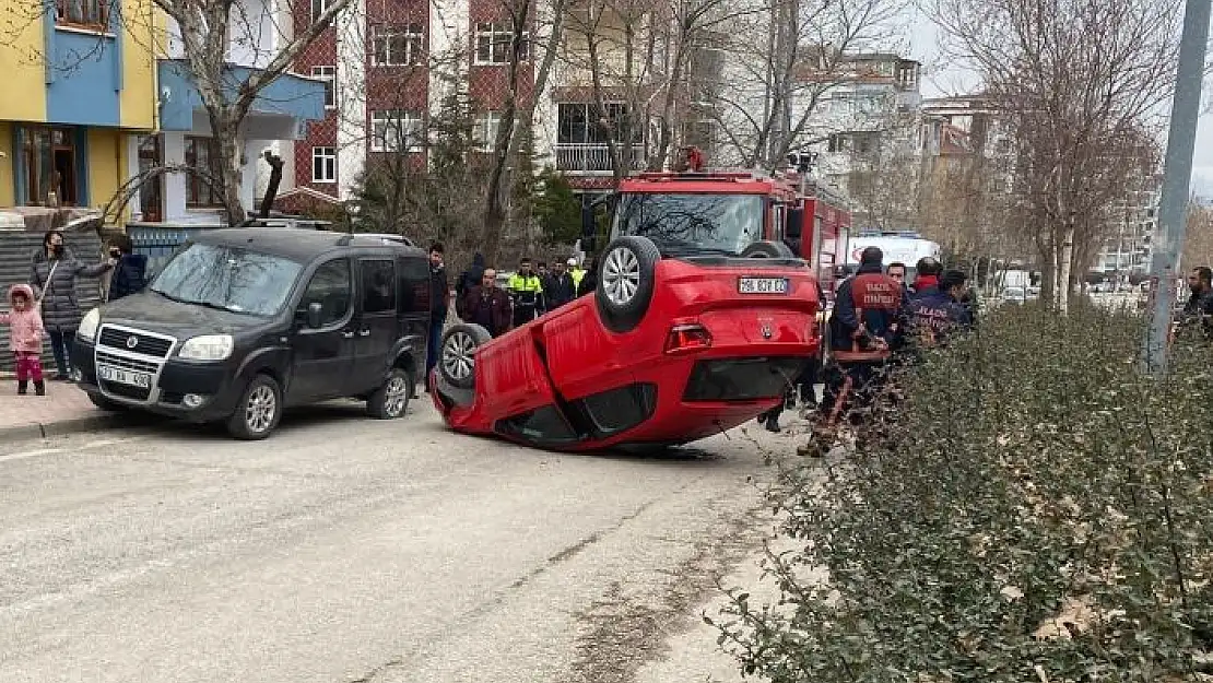 'Elazığ´da otomobil ters döndü: 1 yaralı'