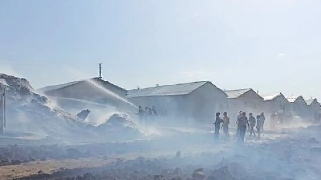 'Elazığ´da samanlık yangını'