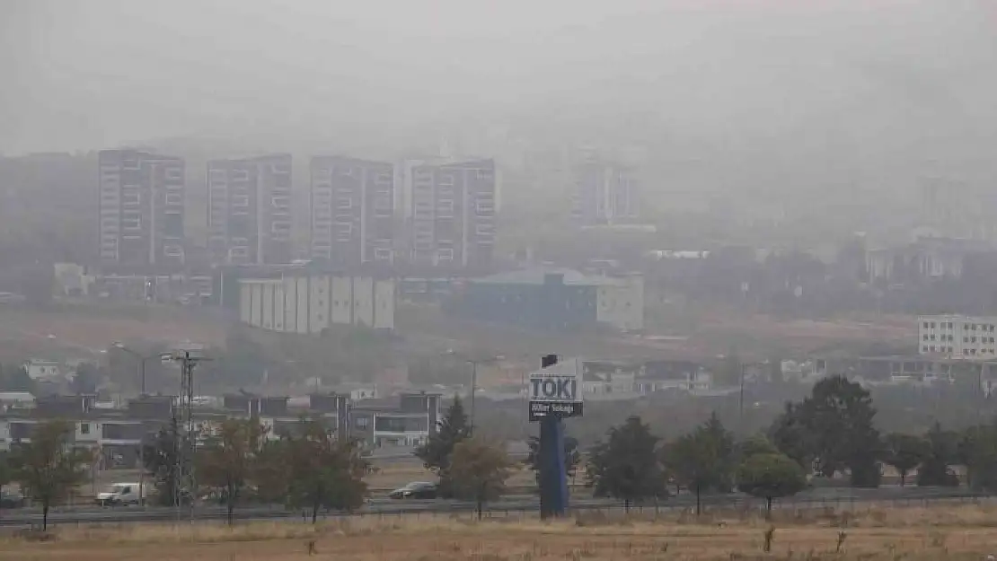 'Elazığ´da sis etkili oldu'