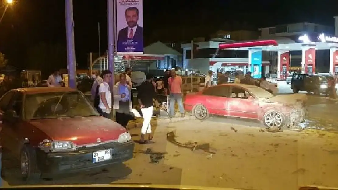 'Elazığ´da trafik kazası: 2 yaralı'