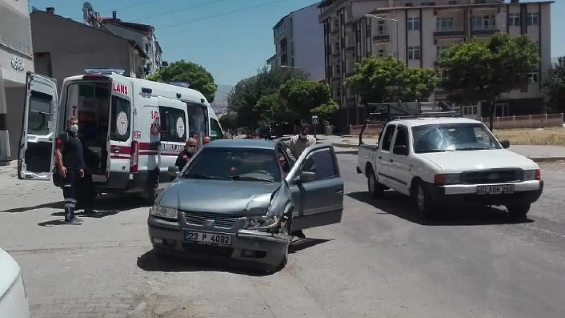 'Elazığ´da trafik kazası: 4 yaralı'