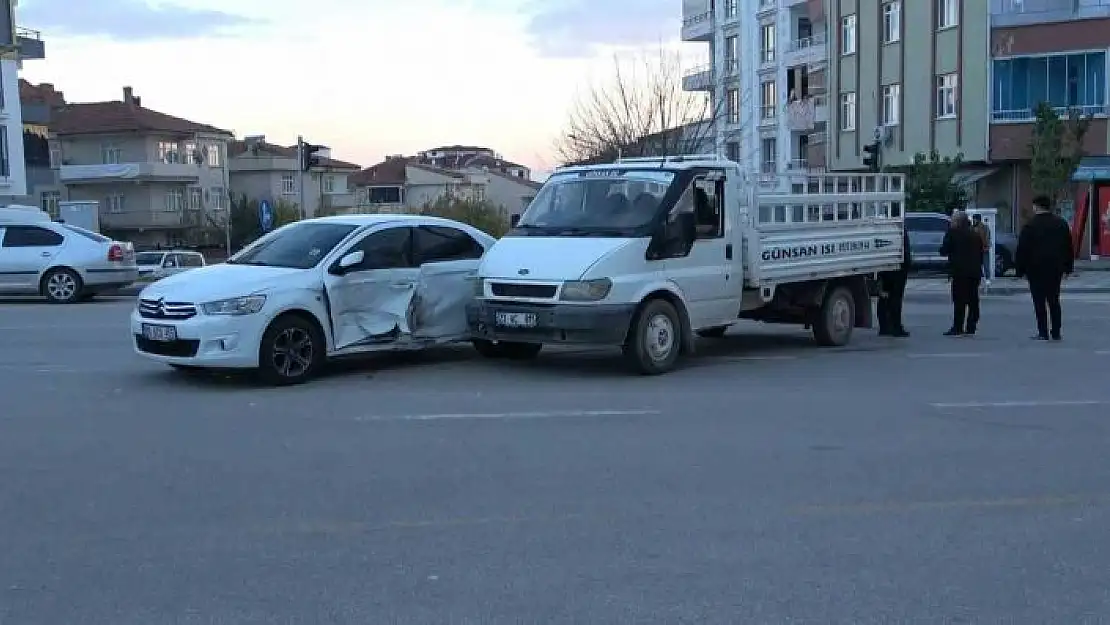 'Elazığ´da trafik kazası: 4 yaralı'