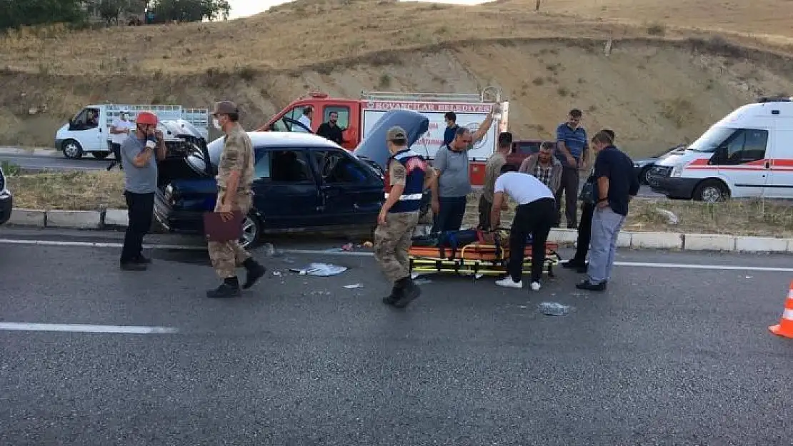 'Elazığ´da trafik kazası: 5 yaralı'