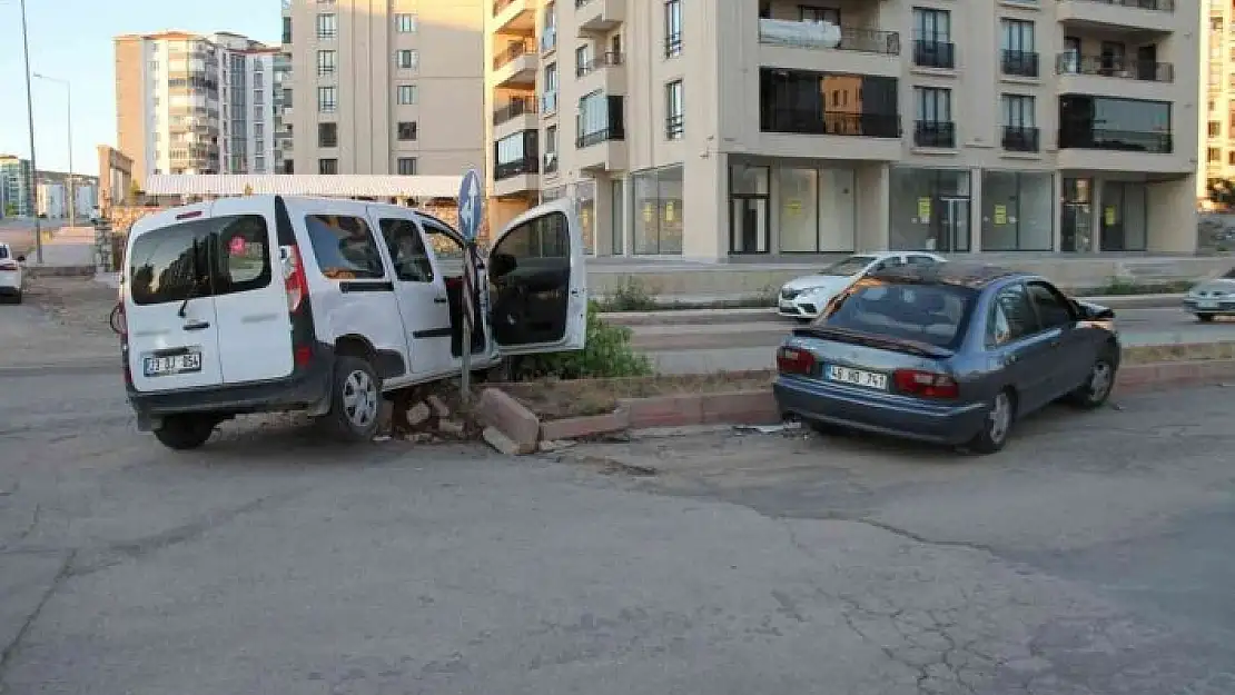 'Elazığ´da trafik kazası: 6 yaralı'