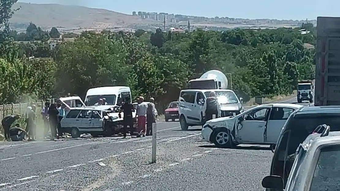 'Elazığ´da trafik kazası: 6 yaralı'