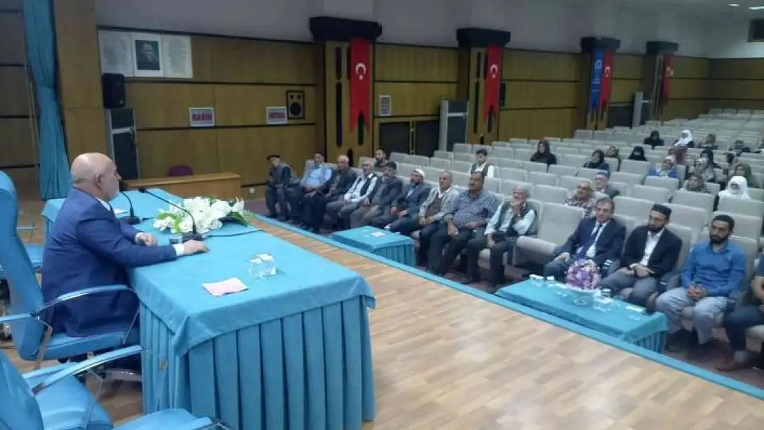 'Elazığ´da umre seminerleri başladı'