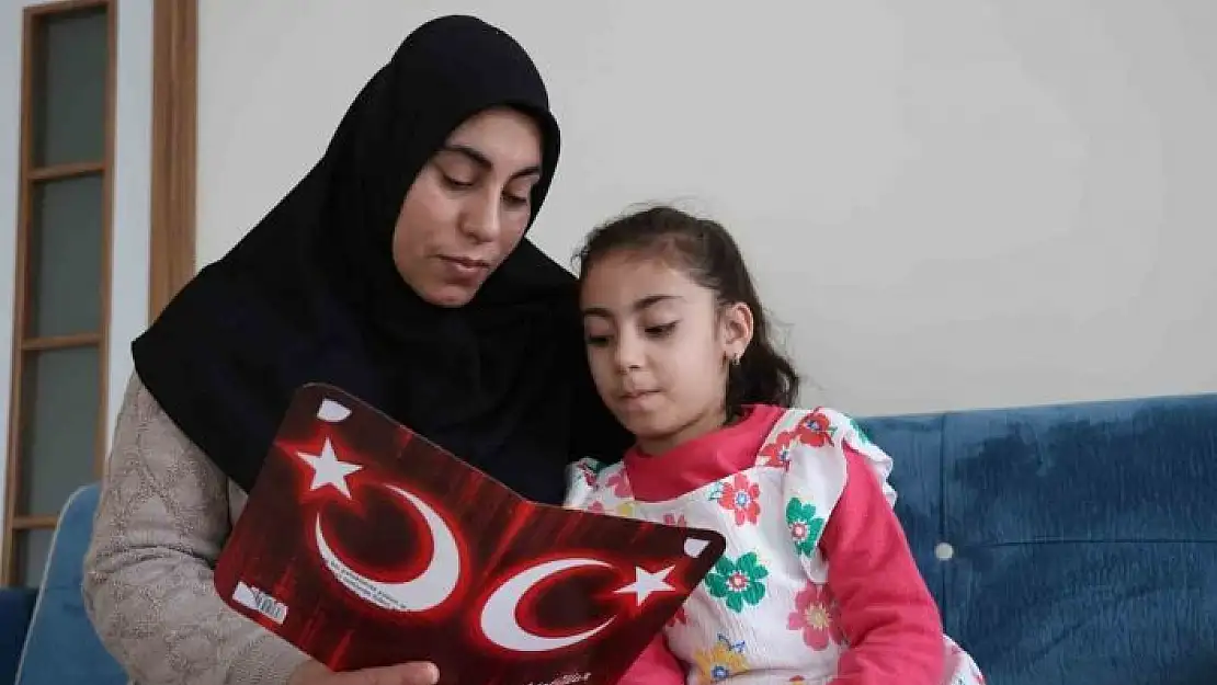 'Elazığ depreminin simge isimlerinden Yüsranın annesi Yıldız: ''O an çocuklarımın sağ çıkması dışında bir şey düşünmedim'''