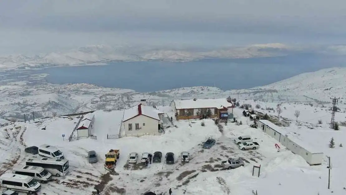 'Elazığ Hazarbaba Kayak Merkezinde sezon uzatıldı'