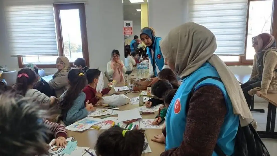 'Elazığ İl Müftülüğü deprem bölgesinde yardım faaliyetlerini sürdürüyor'