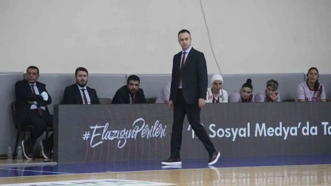'Elazığ İl Özel İdare Başantrenörü Hakan Acer: ´´Grup maçlarına galibiyetle başlamak önemliydi´´'