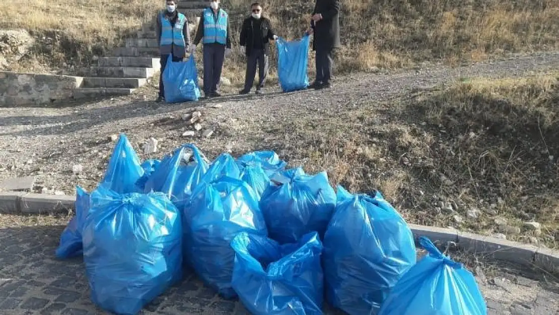 'Elazığ´ın Palu ilçesinde çevre temizliği'