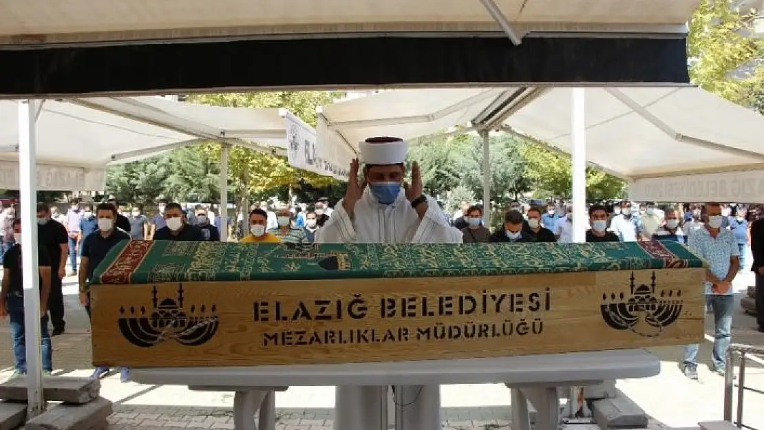 'Elazığ´ın sevilen doktoru, son yolculuğuna uğurlandı'