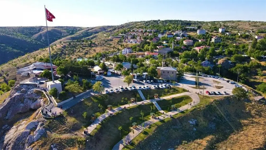 'Elazığ´ın turizme açılan kapısı Harput´a ziyaretçiler gelmeye başladı'