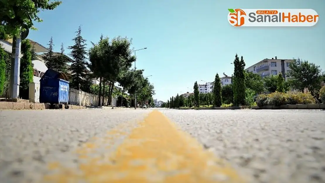 Elazığ kısıtlamaya uydu, sokak ve parklar sessiz kaldı