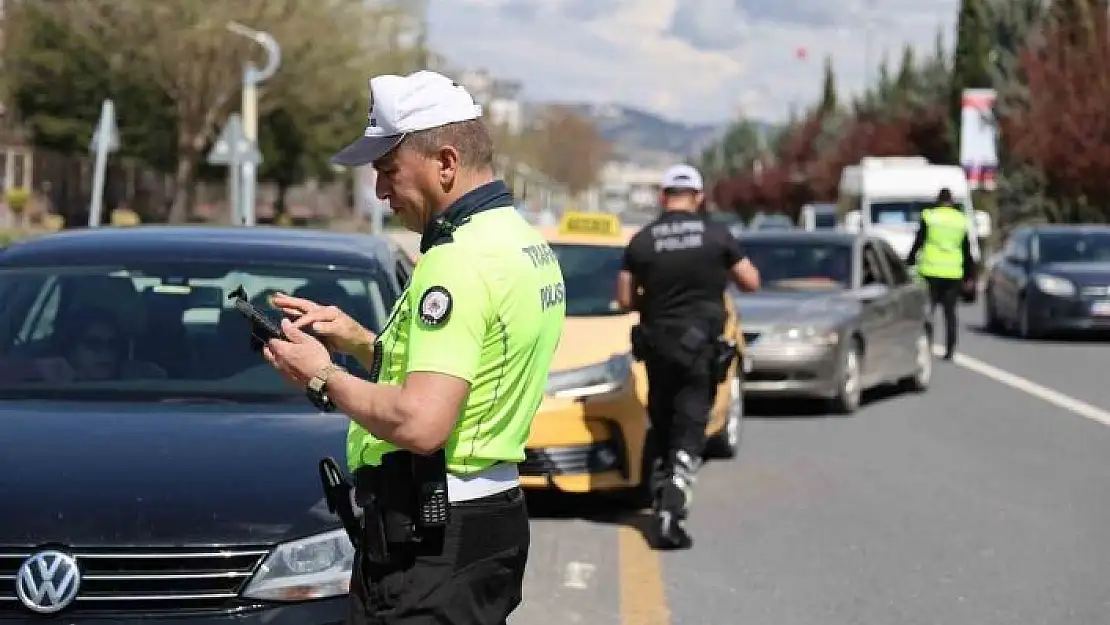 'Elazığ polisinden bayram denetimi'