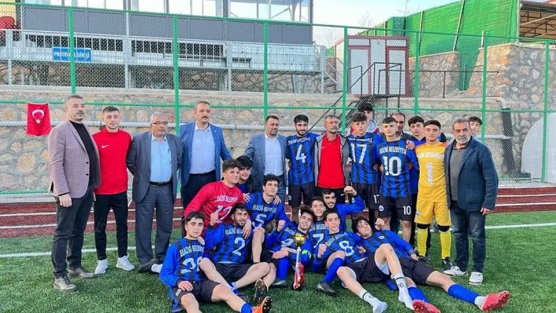 'Elazığ U18 Ligi´nde şampiyon Elazığ Belediyespor'