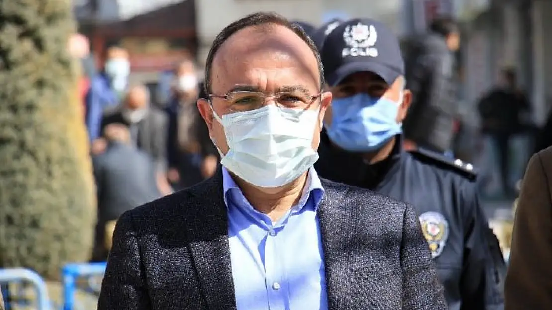 'Elazığ Valisi Erkaya Yırık, ''Paşamız vatan millet aşığı bir insandı, tüm Türkiye üzüldü'''