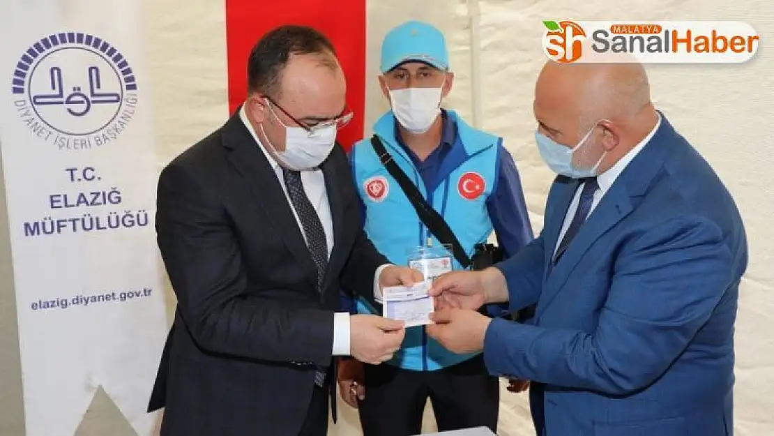 Elazığ Valisi Yırık, kurban bağışında bulundu