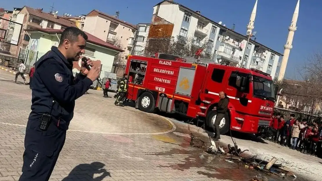 'Elazığda minik öğrencilere itfaiye eğitimi'