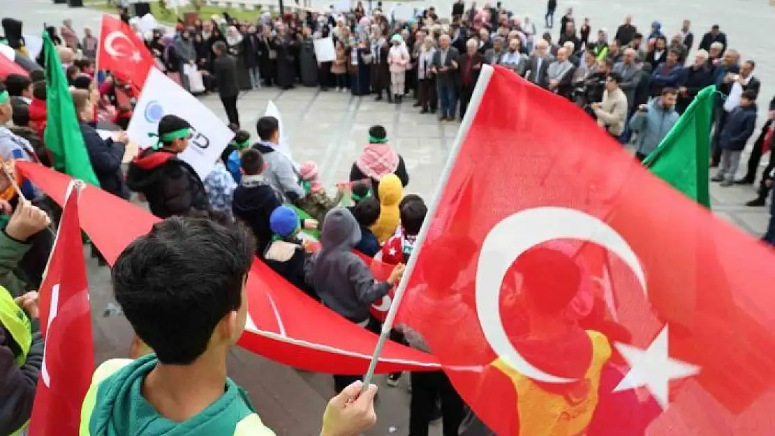 'Elazığlı çocuklardan Gazzeli akranları için dayanışma örneği'