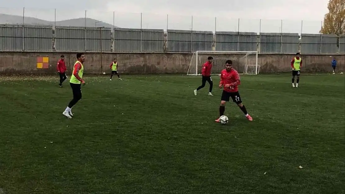'Elazığspor, Belediye Kütahyaspor maçı hazırlıklarına devam etti'